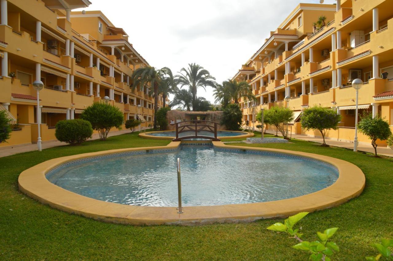 Apartamento En Cascadas De La Marina 데니아 외부 사진